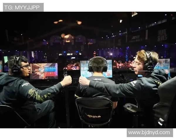 王强独家分享CSGO游戏技巧与心得体会助你提升竞技水平